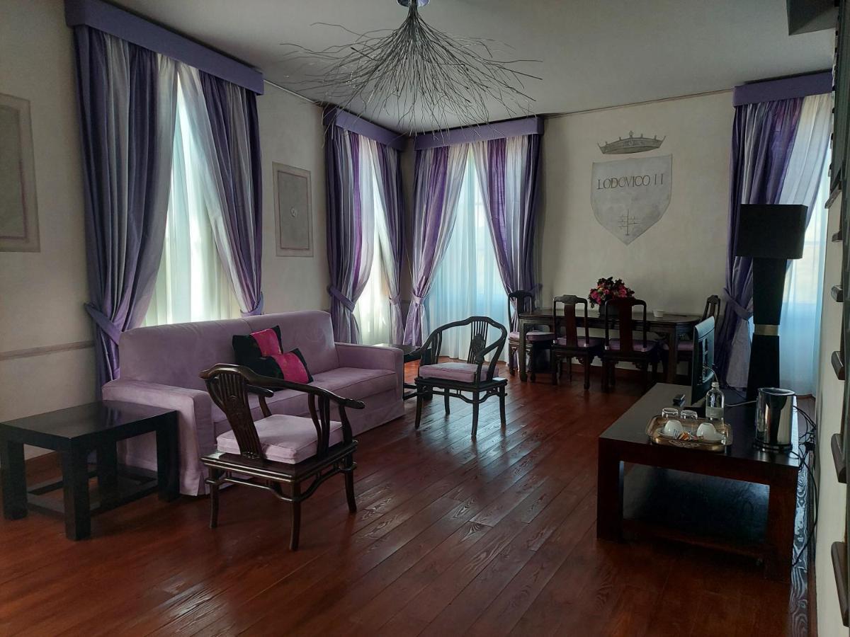 Castello Di Pontebosio Luxury Resort Licciana Nardi ภายนอก รูปภาพ