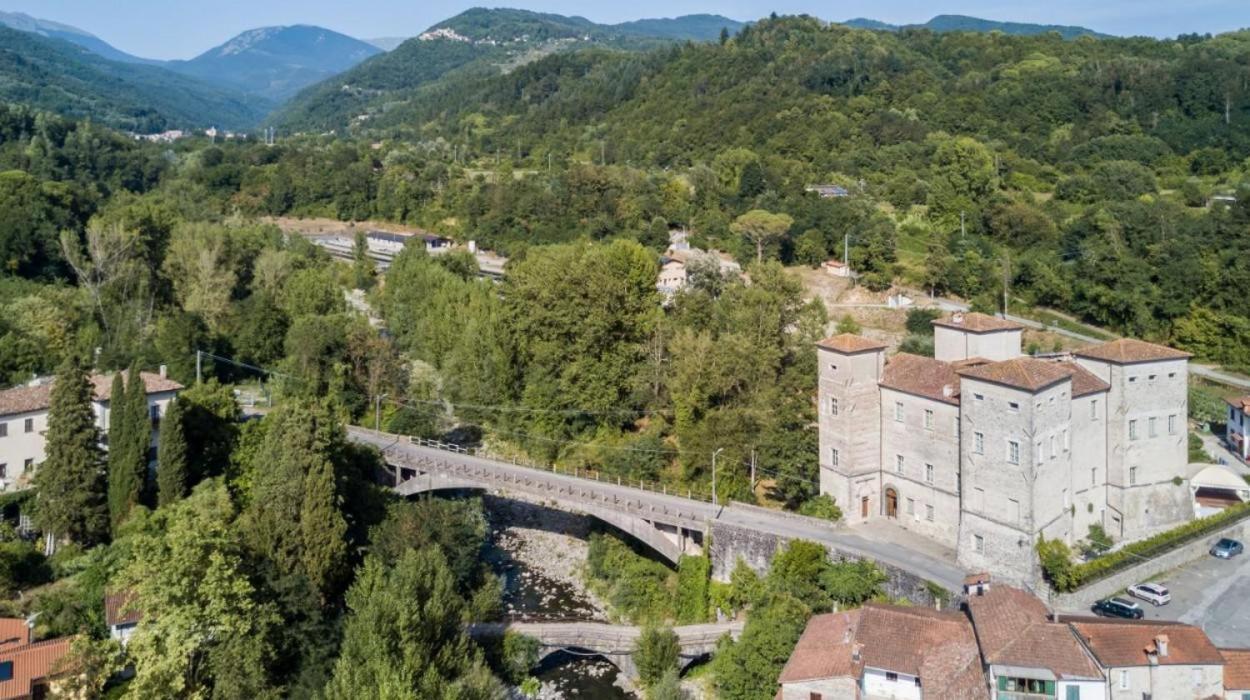 Castello Di Pontebosio Luxury Resort Licciana Nardi ภายนอก รูปภาพ
